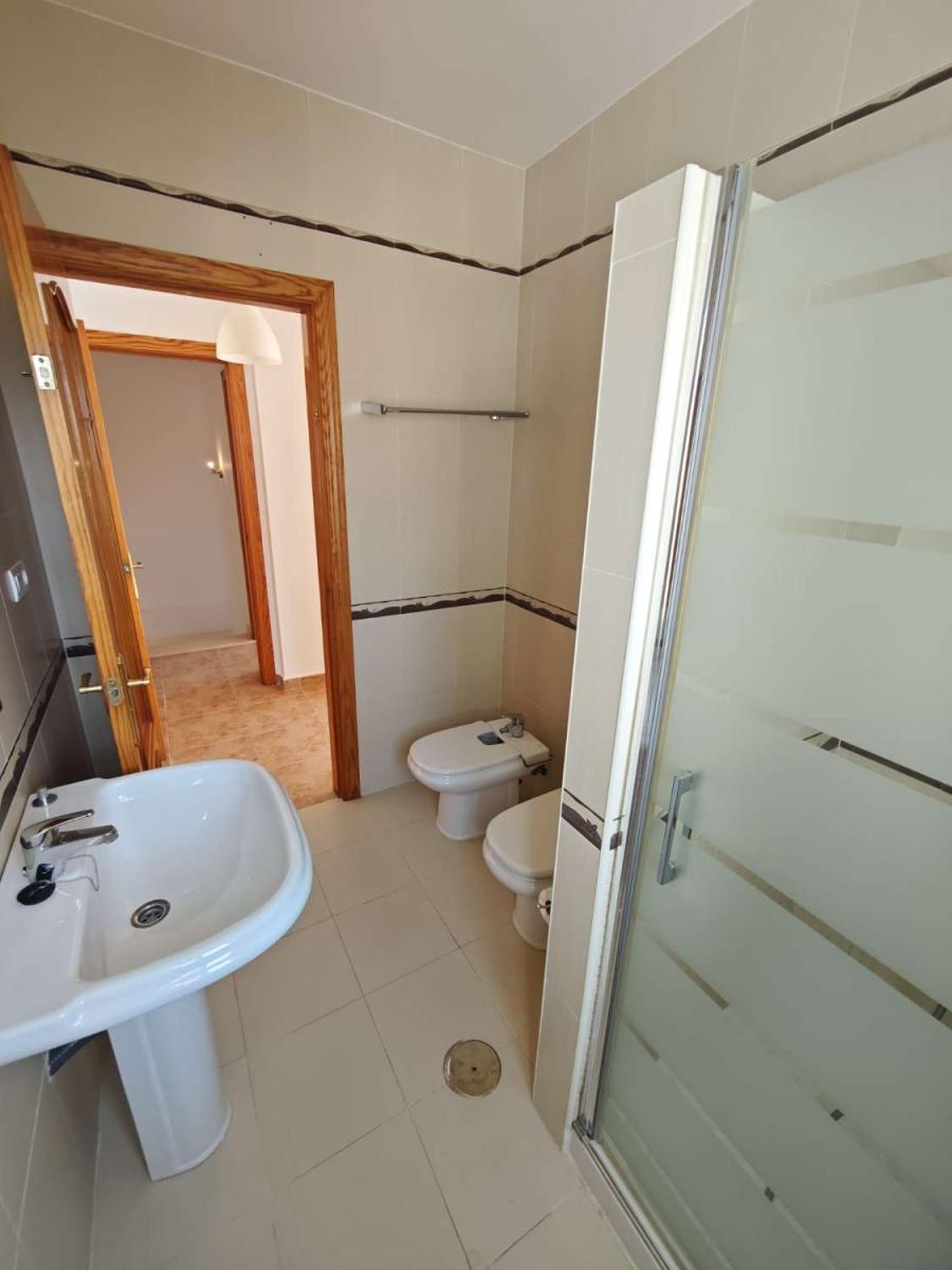 Semi-detached House for Sale in Alcaucín