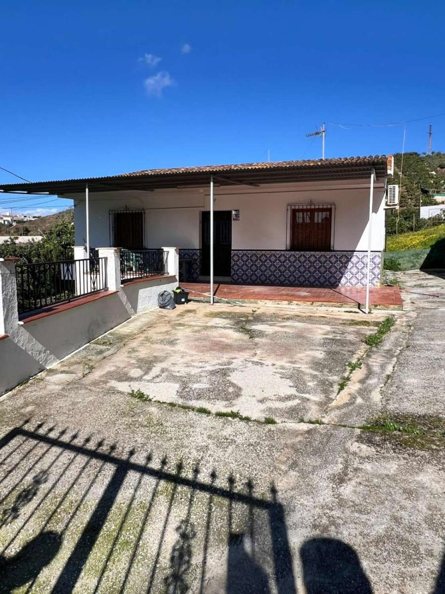 Country Property for Sale in Vélez-Málaga
