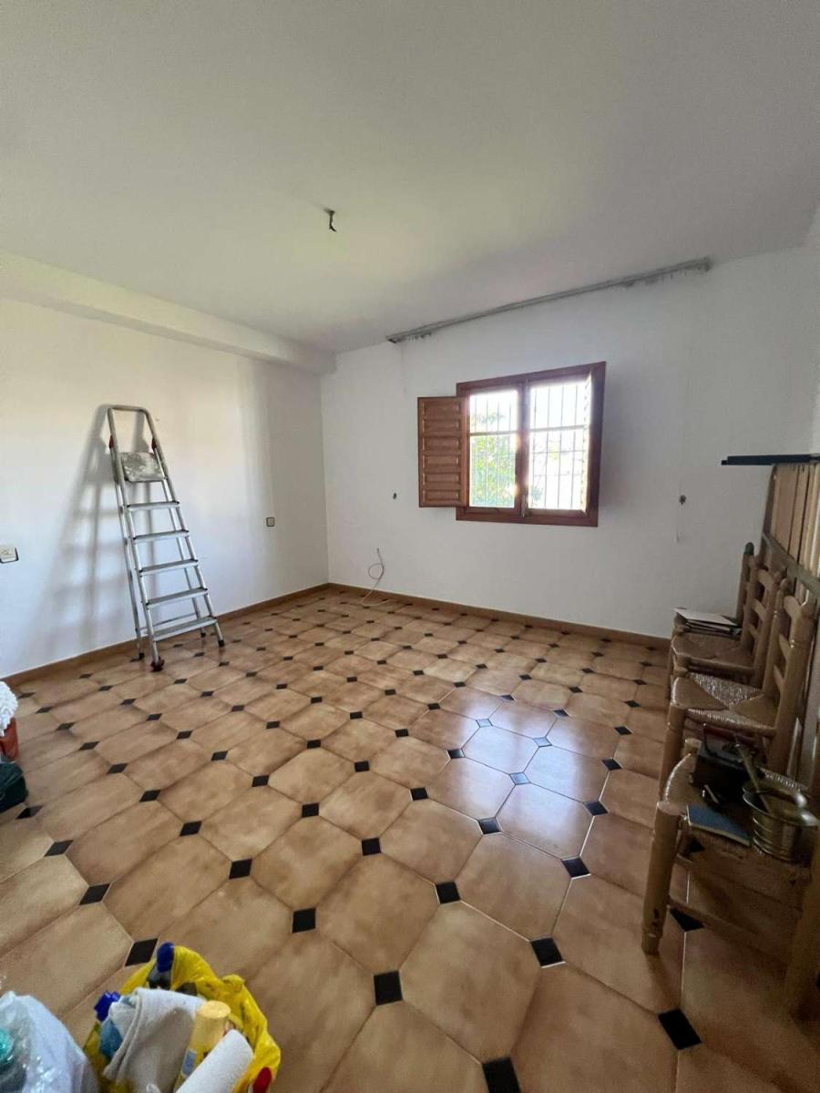 Country Property for Sale in Vélez-Málaga