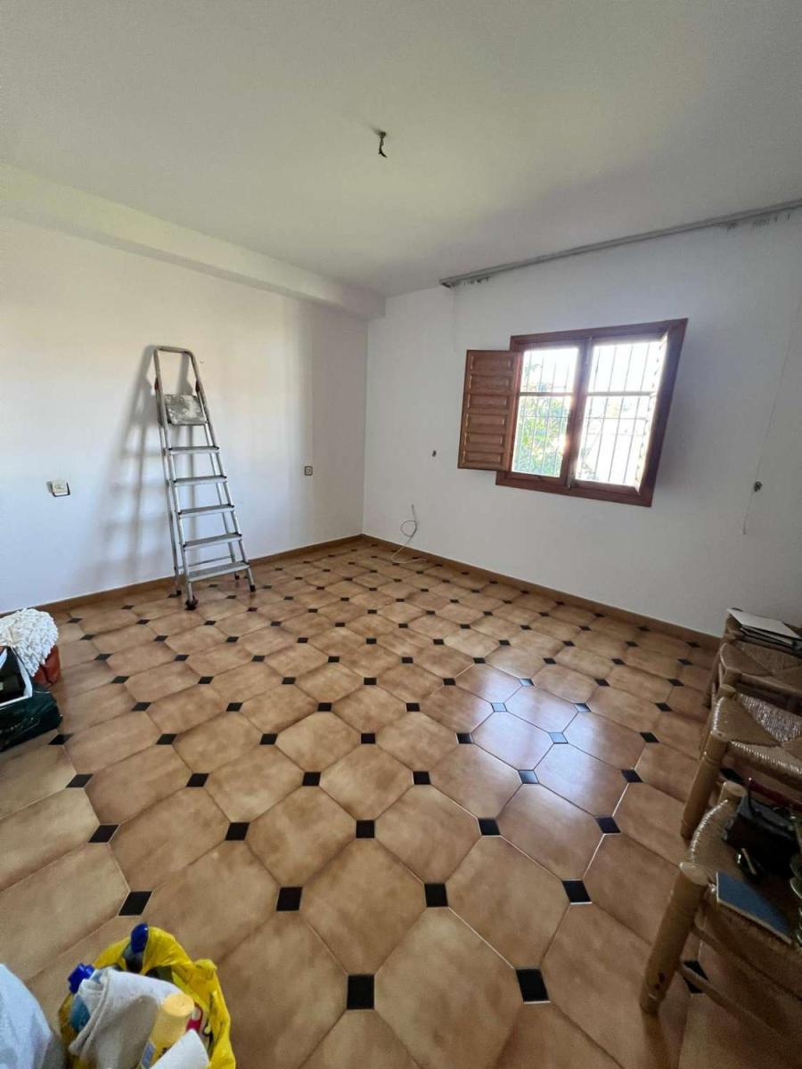 Country Property for Sale in Vélez-Málaga