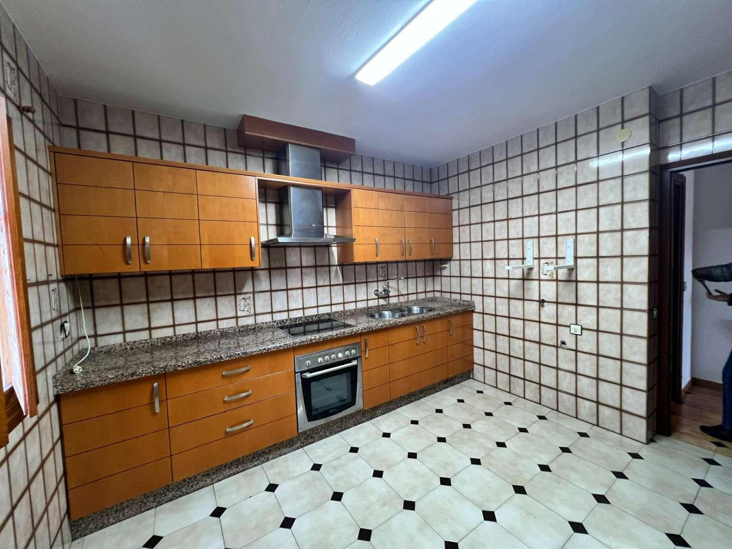 Country Property for Sale in Vélez-Málaga