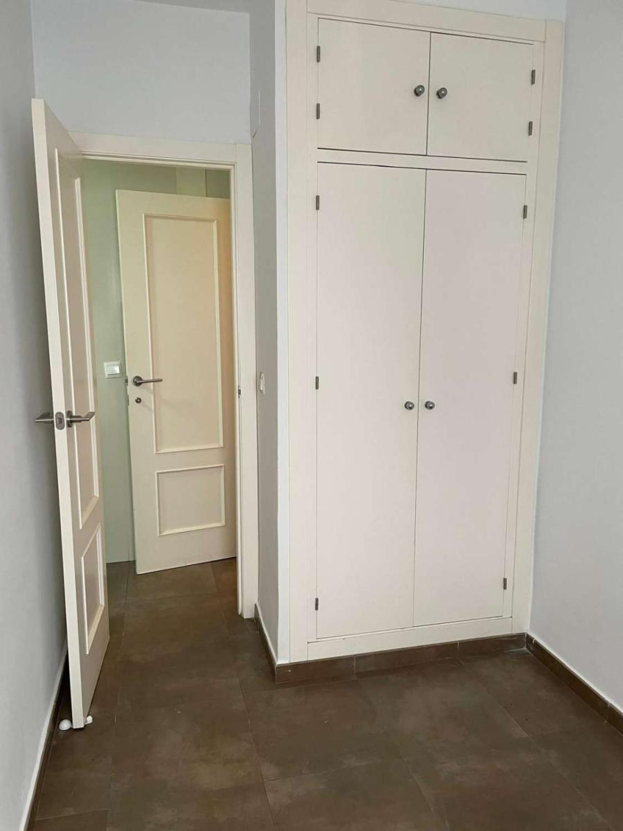 Flat for Sale in Huelva
