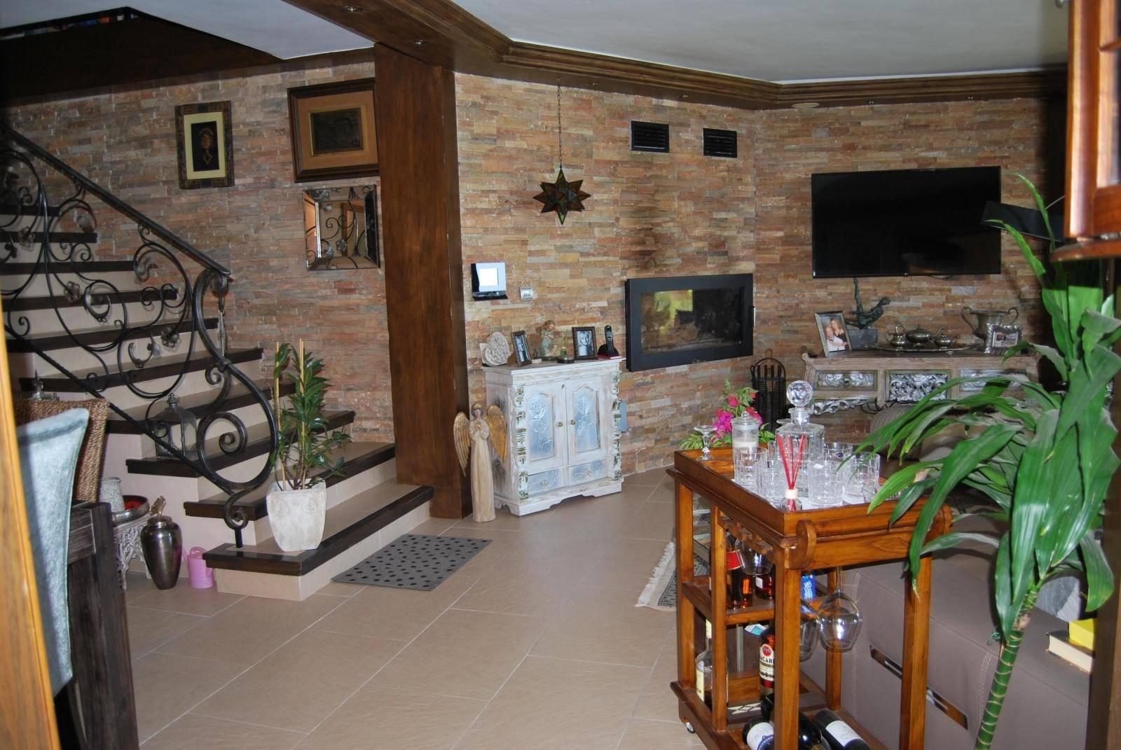 Villa for Sale in Salobreña