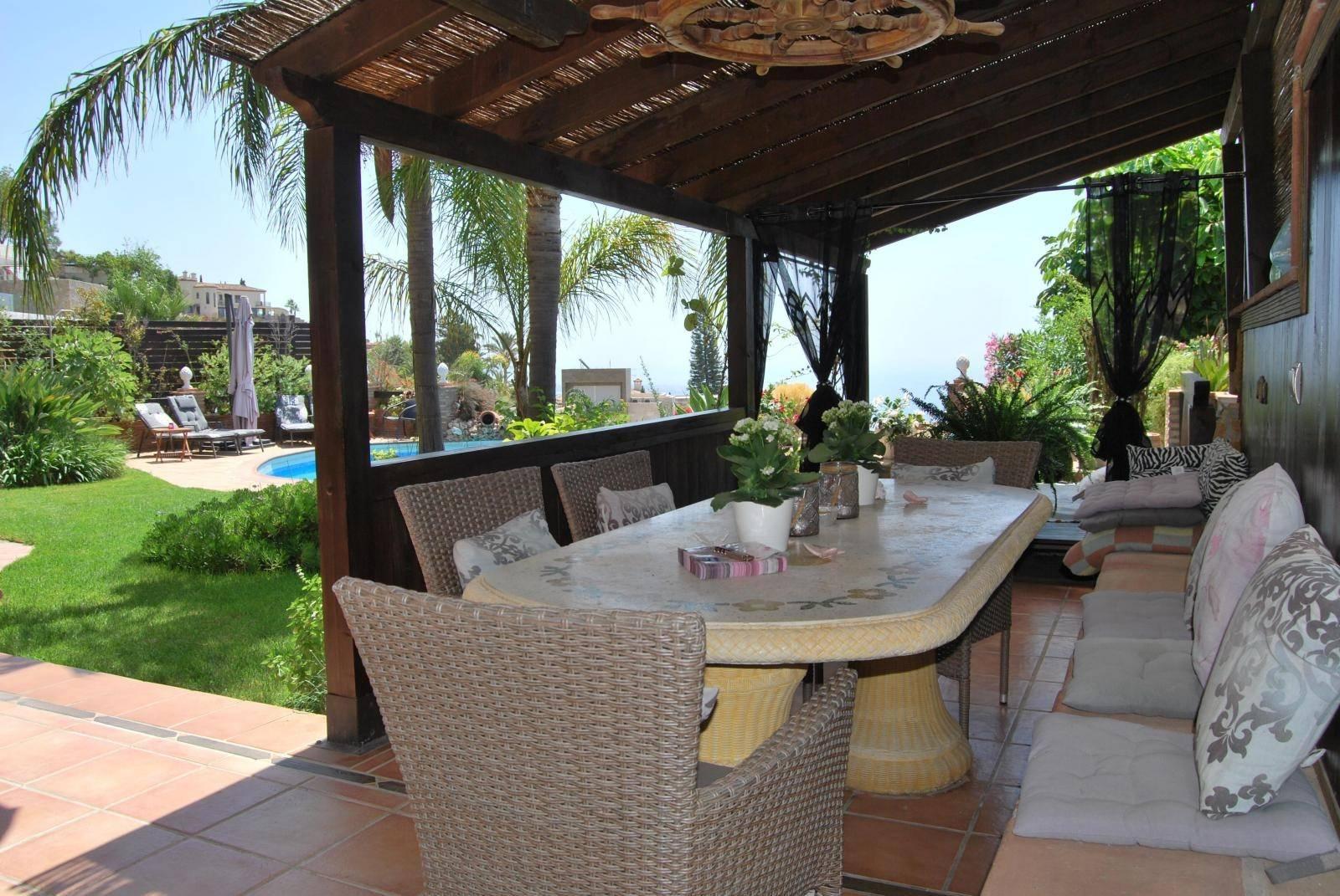 Villa for Sale in Salobreña