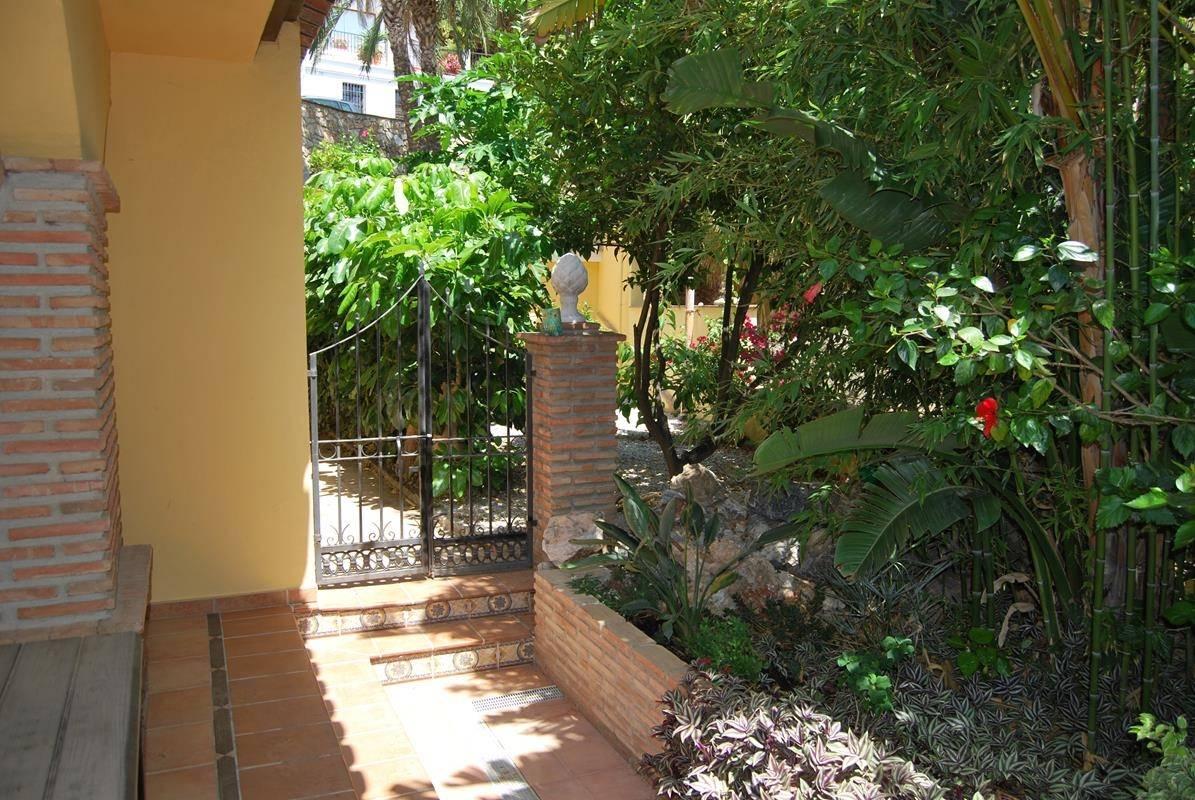 Villa for Sale in Salobreña