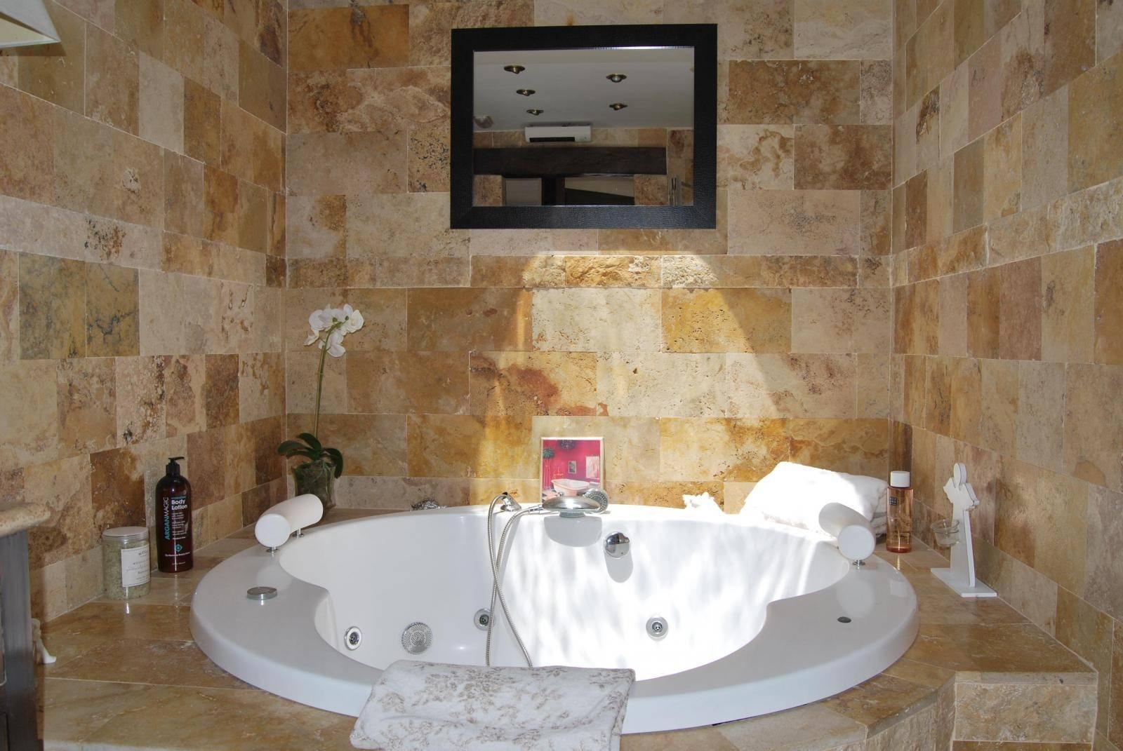 Villa for Sale in Salobreña
