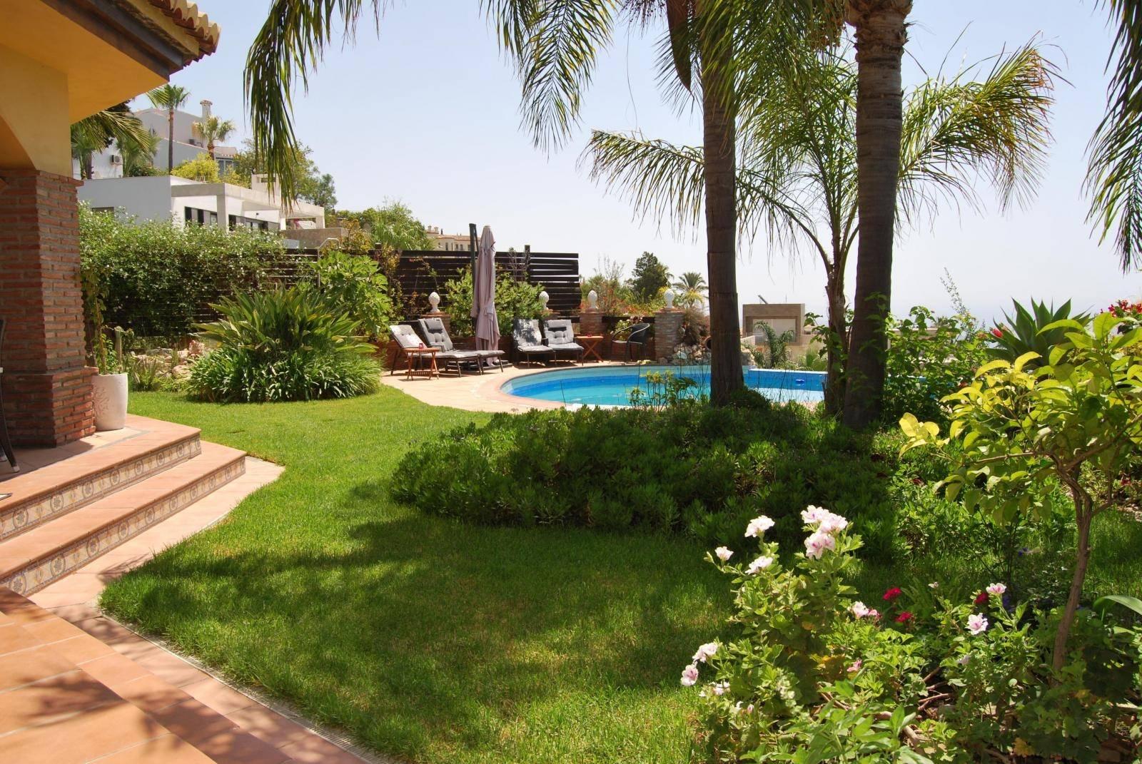 Villa for Sale in Salobreña