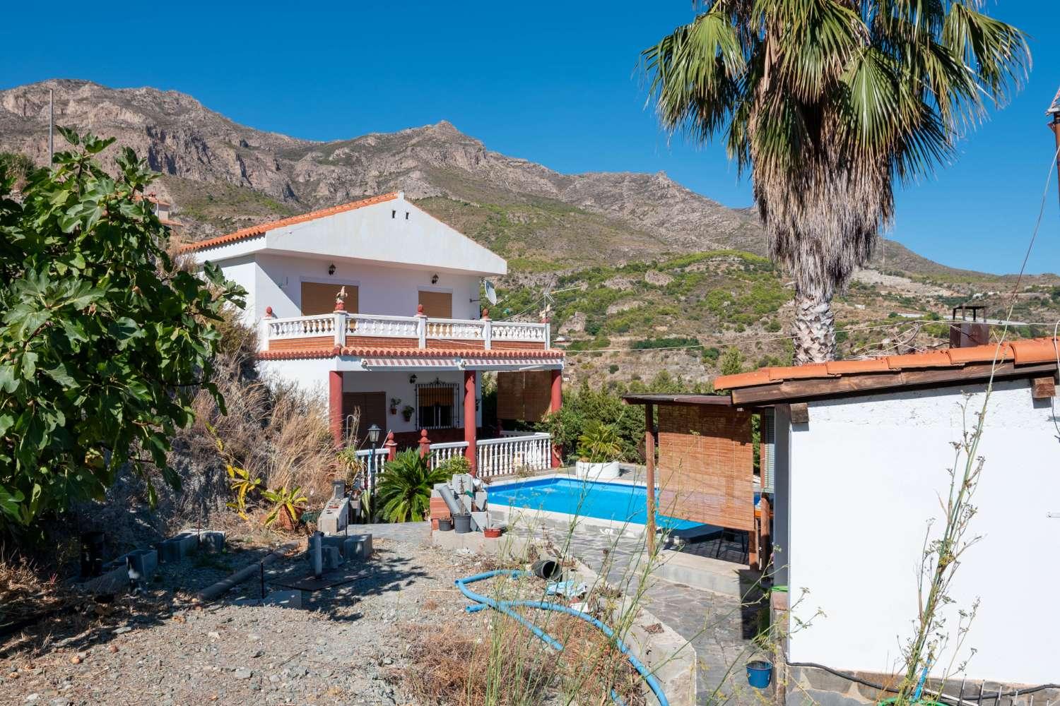 House for Sale in Molvízar