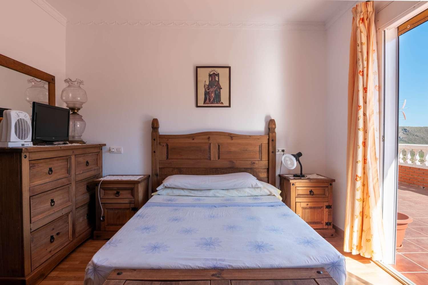 House for Sale in Molvízar