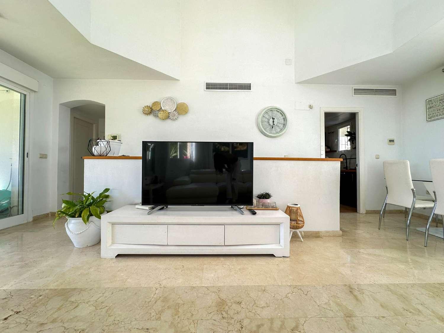 Semi-detached House for Sale in Salobreña
