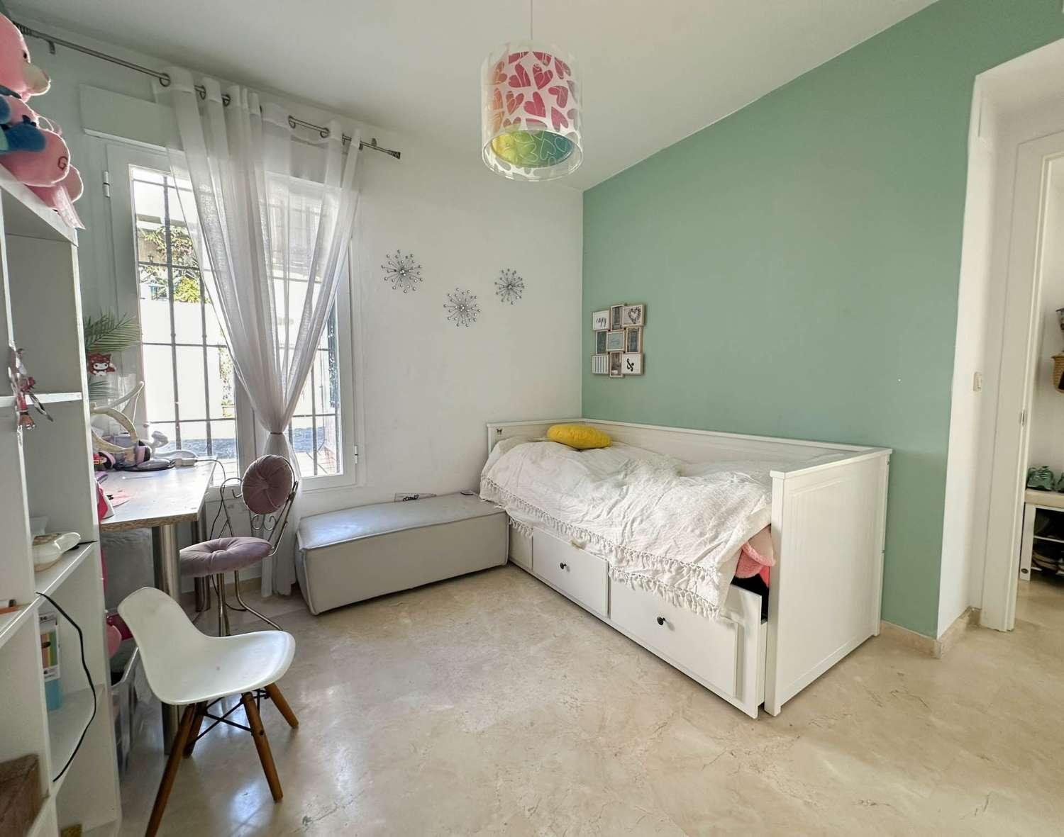 Semi-detached House for Sale in Salobreña