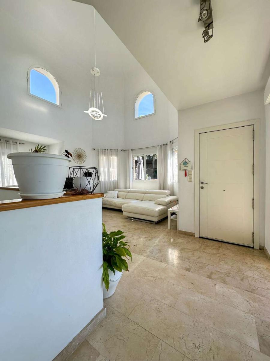 Semi-detached House for Sale in Salobreña