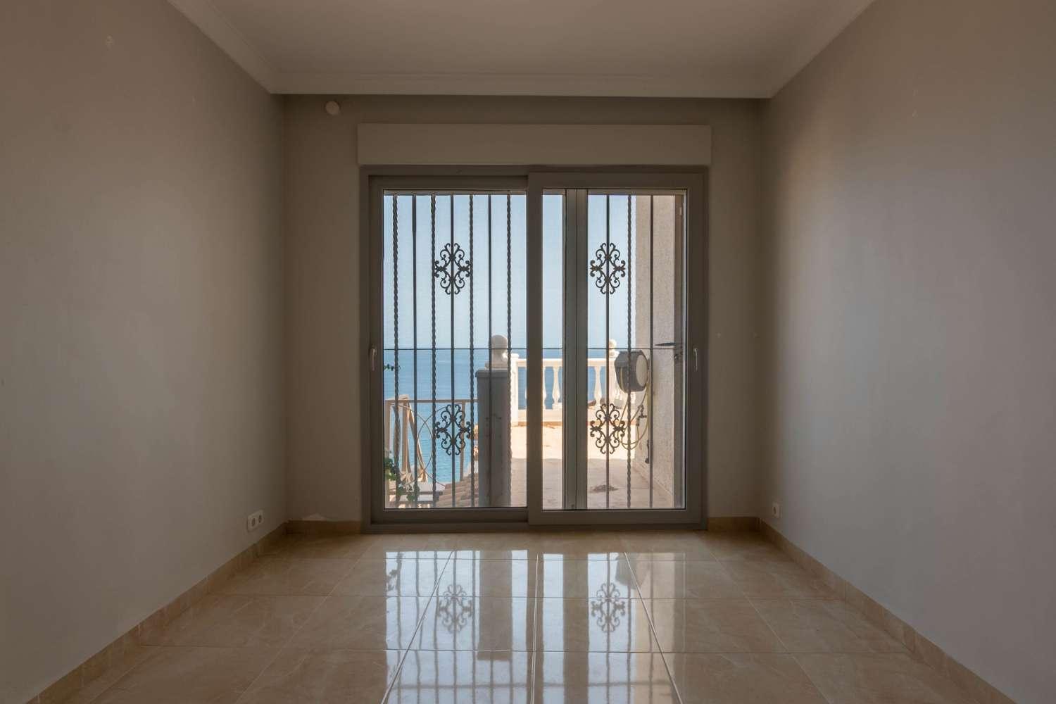 Villa for Sale in Salobreña