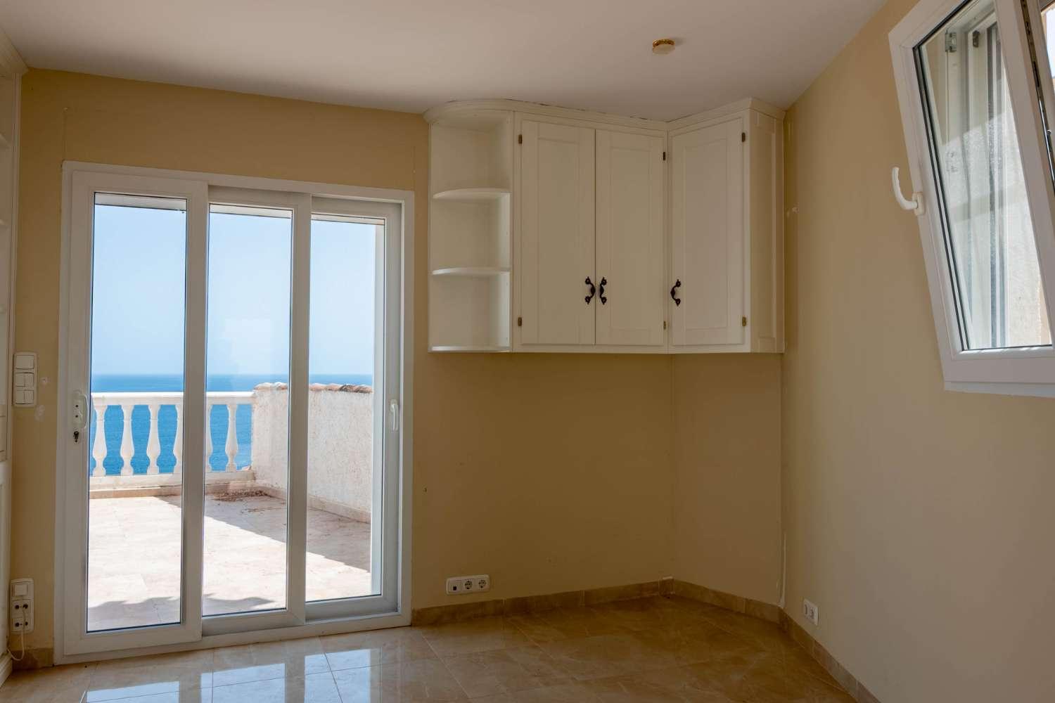 Villa for Sale in Salobreña