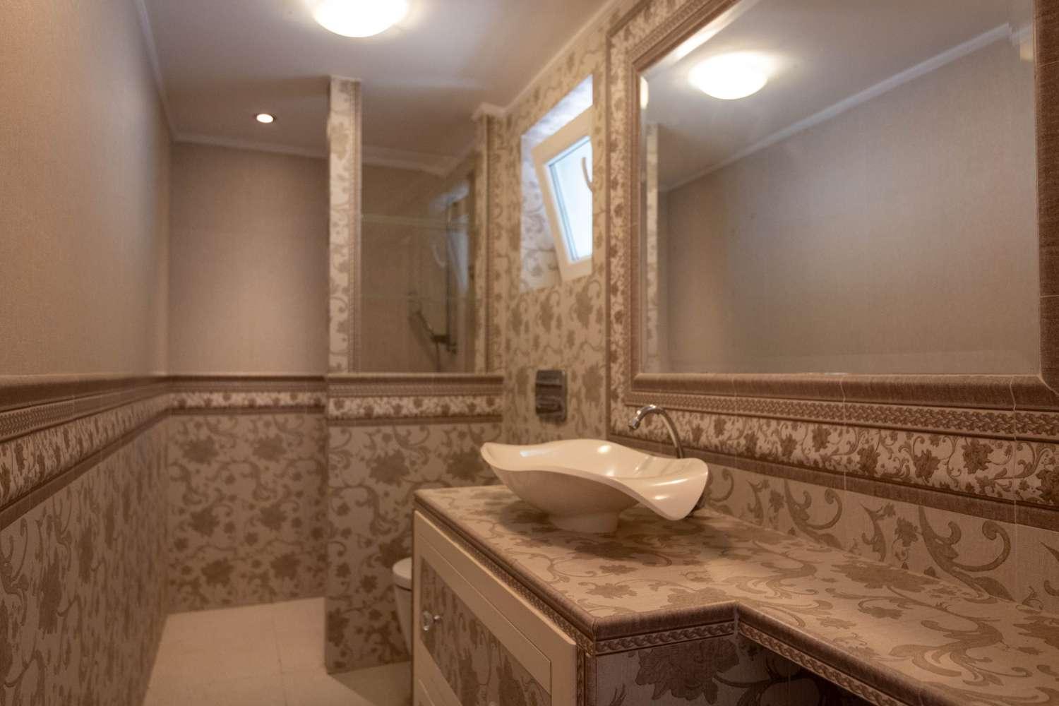 Villa for Sale in Salobreña