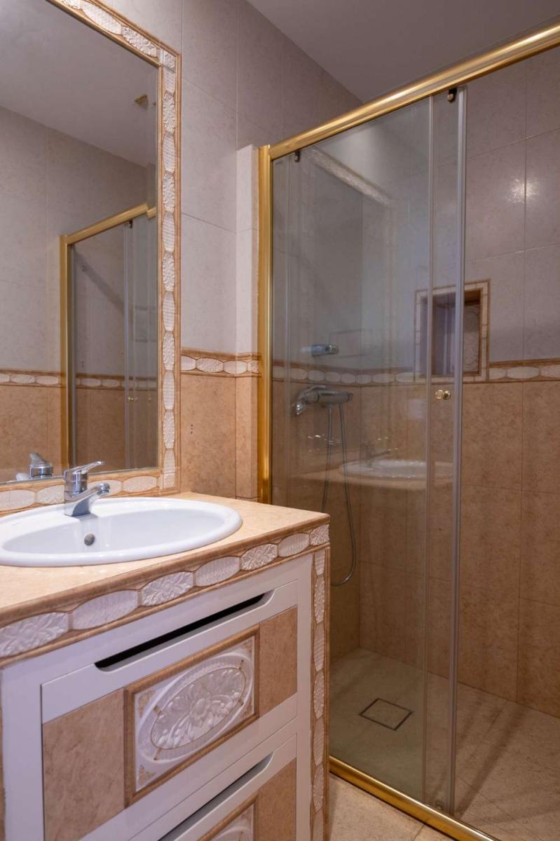 Villa for Sale in Salobreña