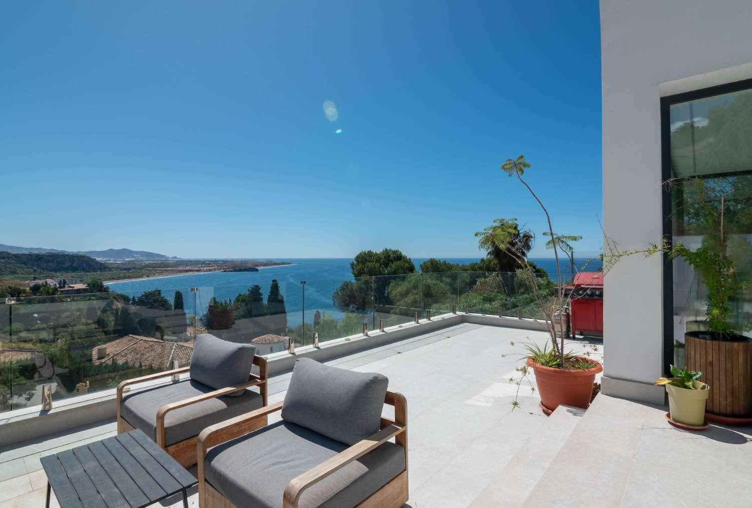 Casa en Venta en Salobreña