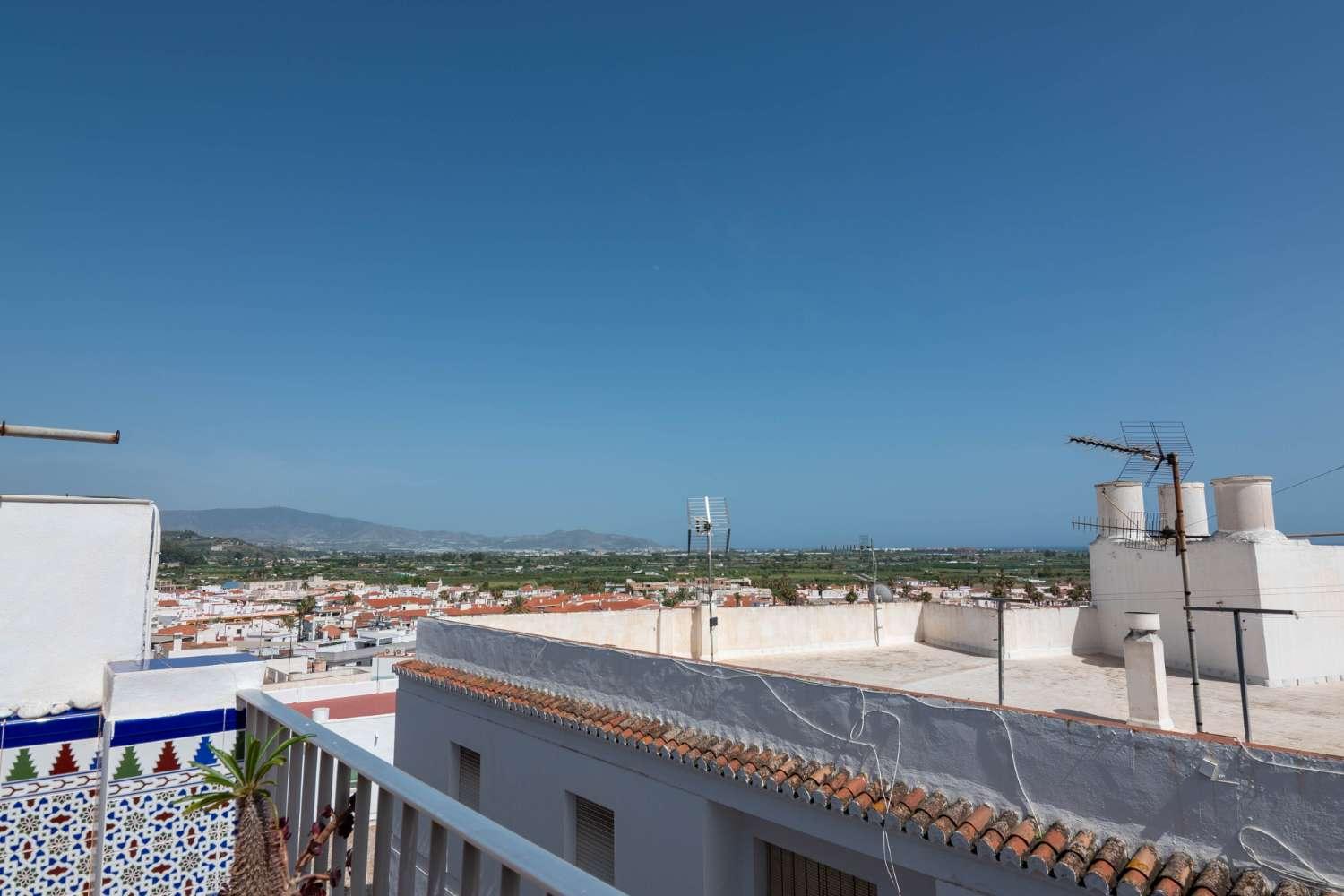 Ático en Venta en Salobreña