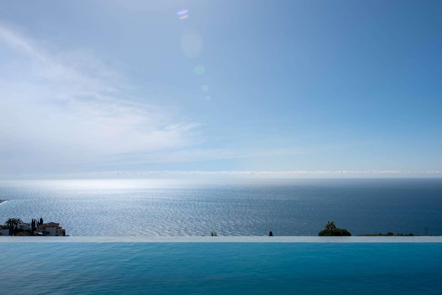 Villa for Sale in Salobreña