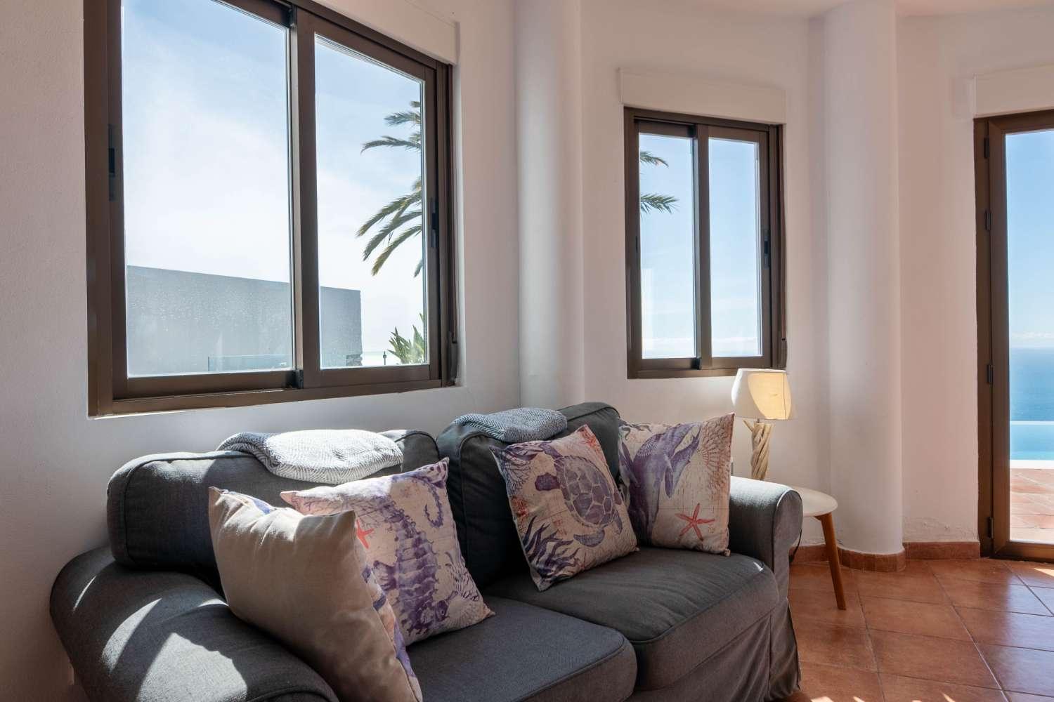 Villa for Sale in Salobreña