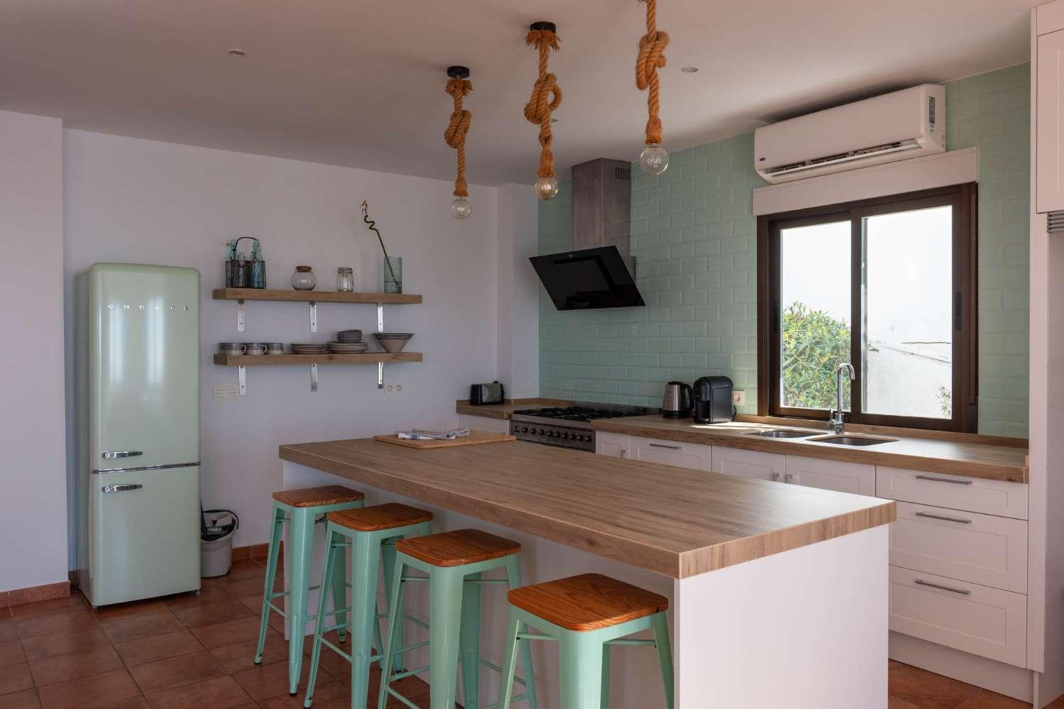 Villa for Sale in Salobreña