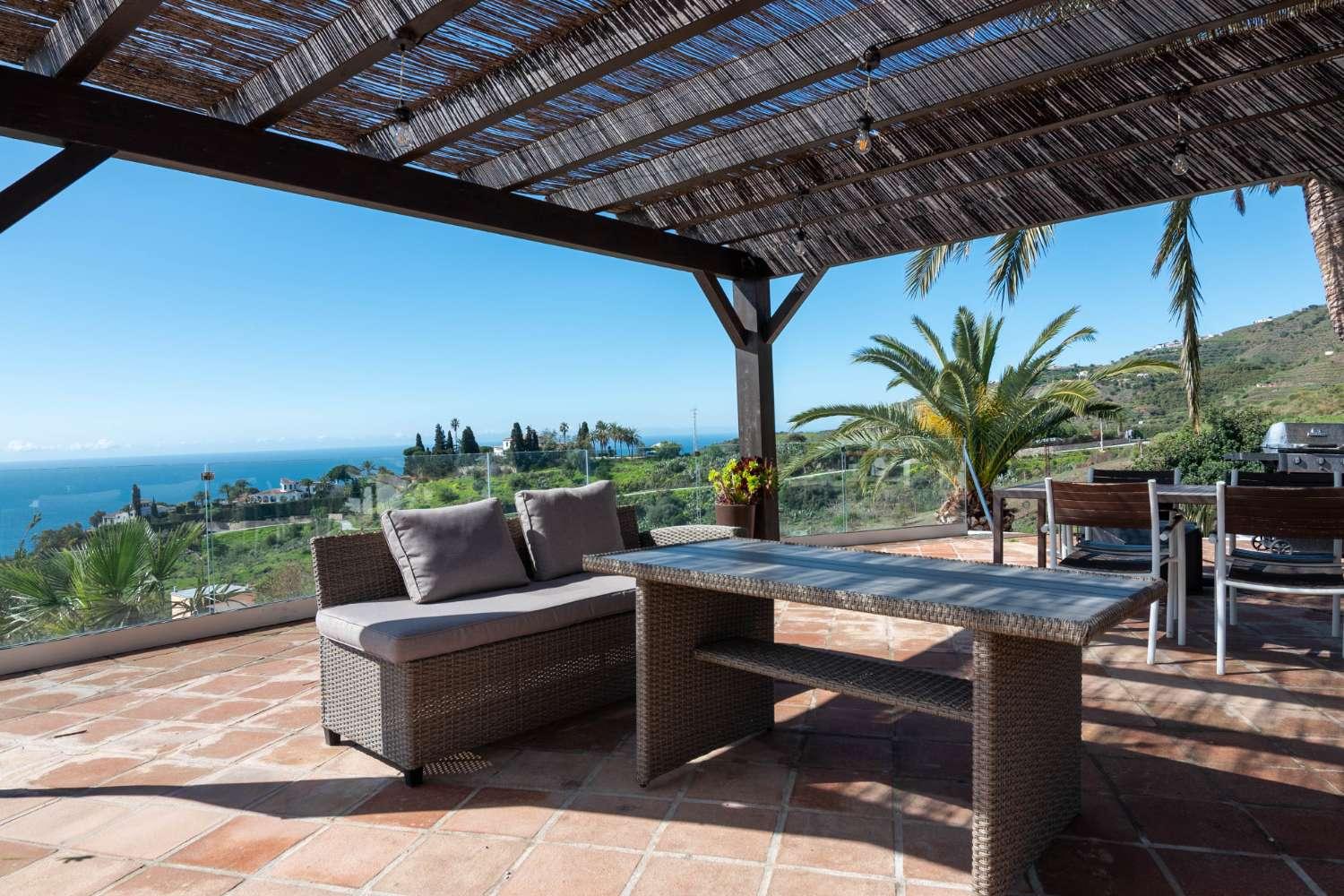 Villa for Sale in Salobreña