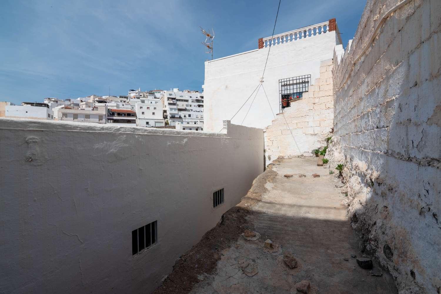 Casa en Venta en Salobreña