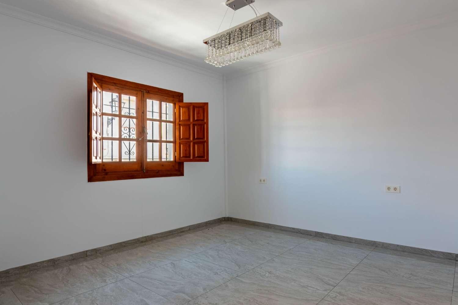 House for Sale in Salobreña