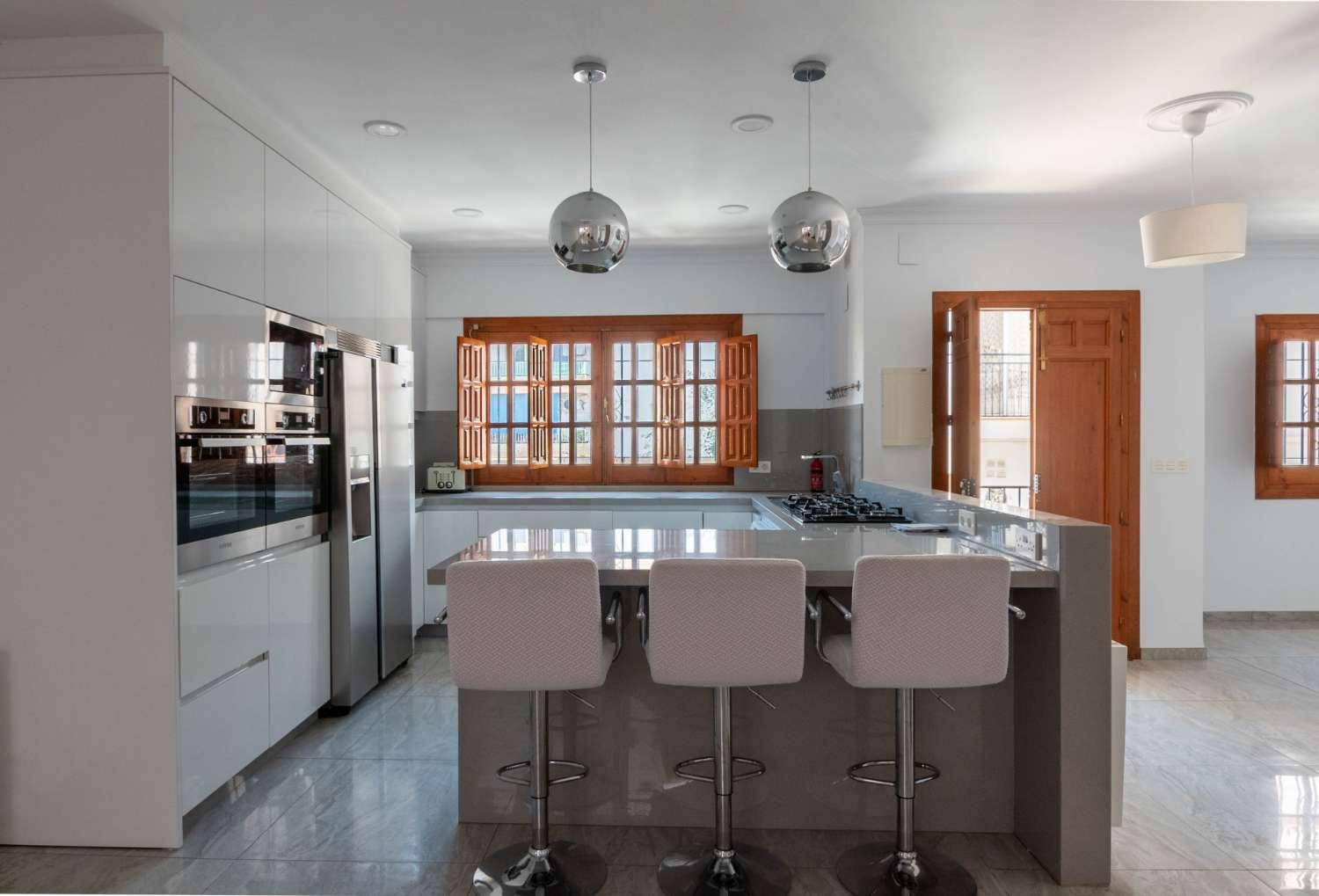 House for Sale in Salobreña