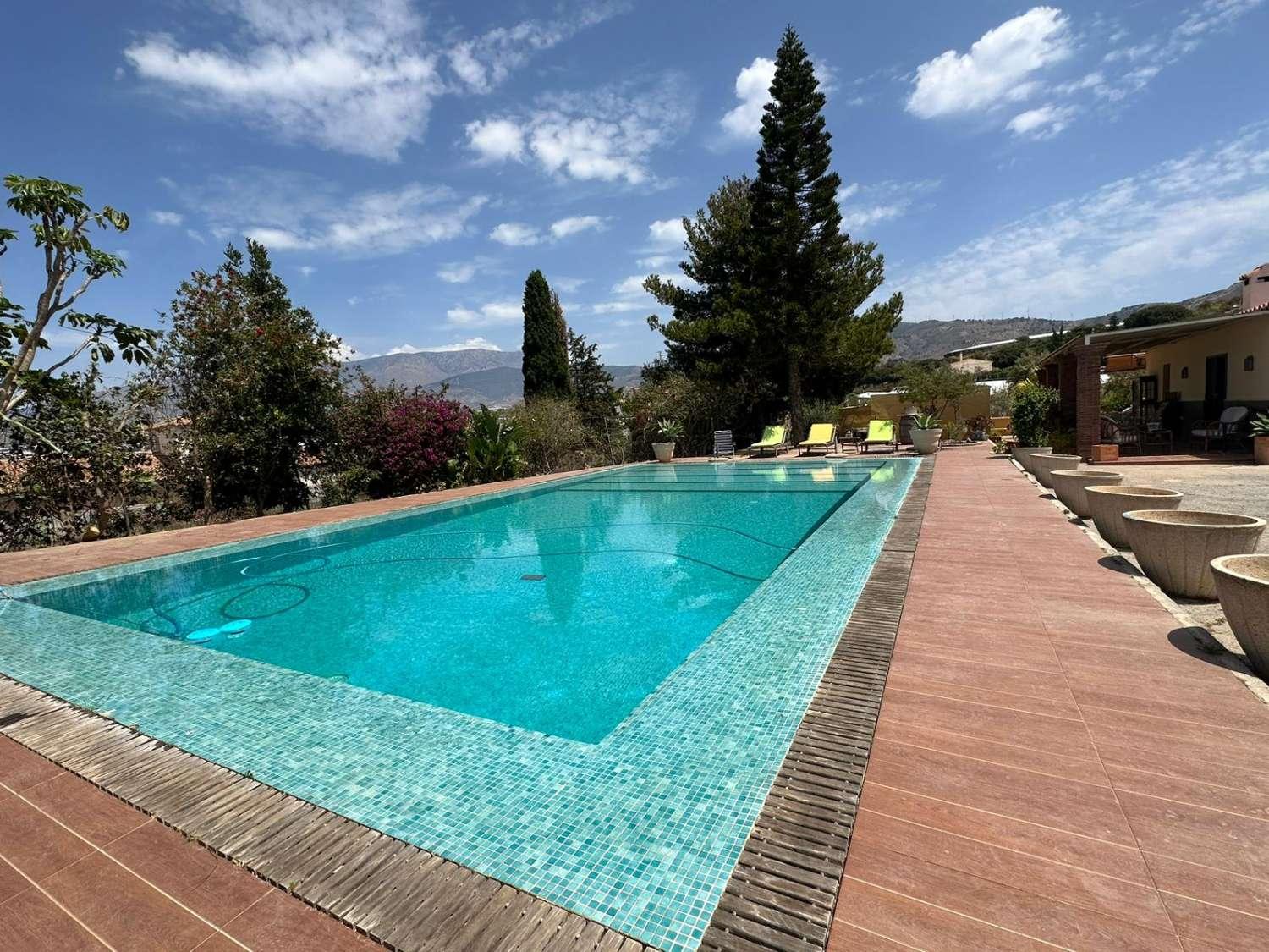 Chalet en Venta en Motril