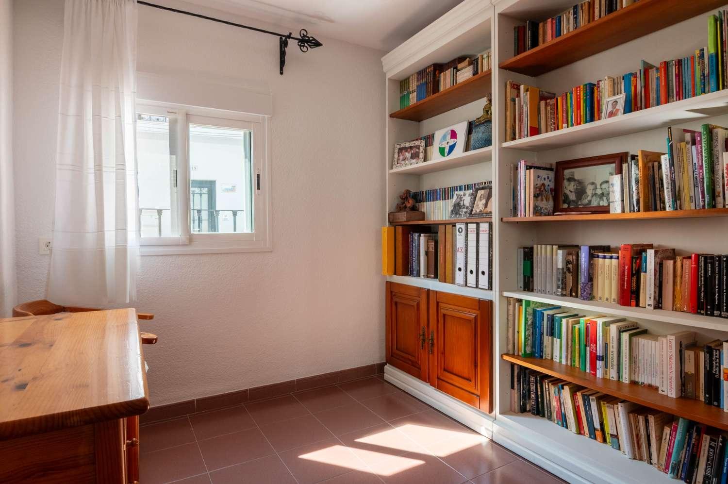 House for Sale in Salobreña