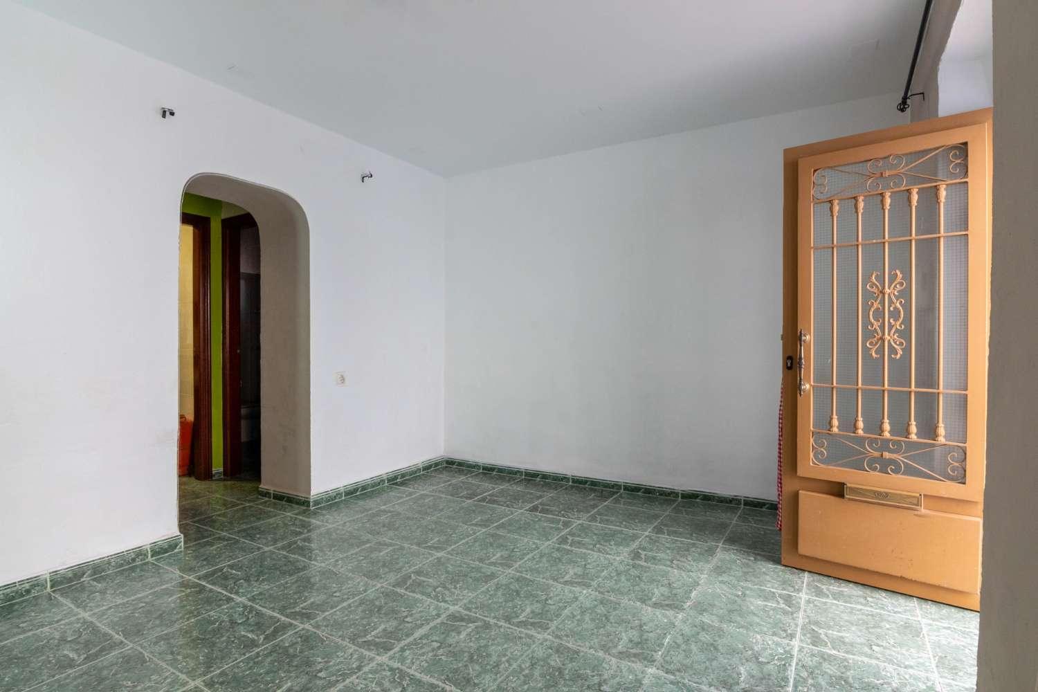 House for Sale in Los Guajares