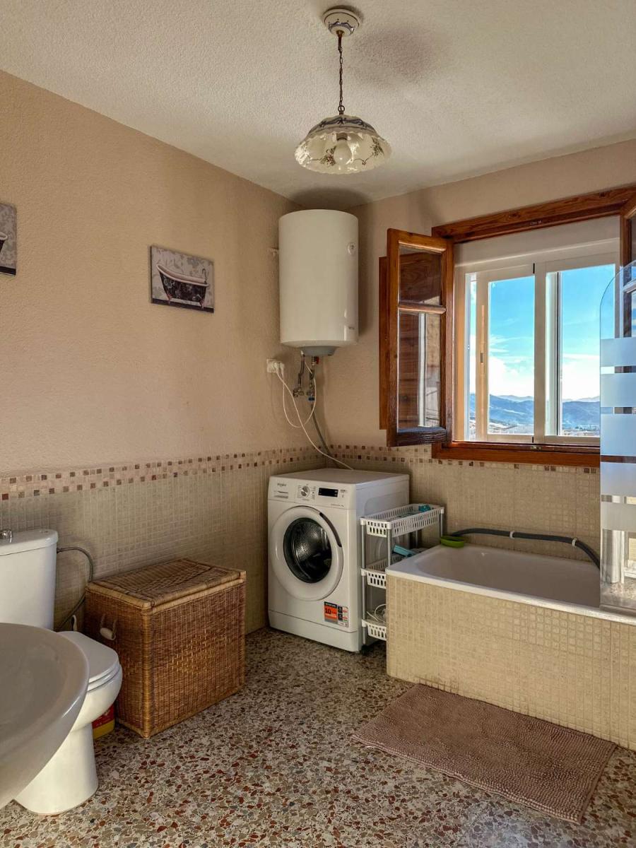 House for Sale in Molvízar