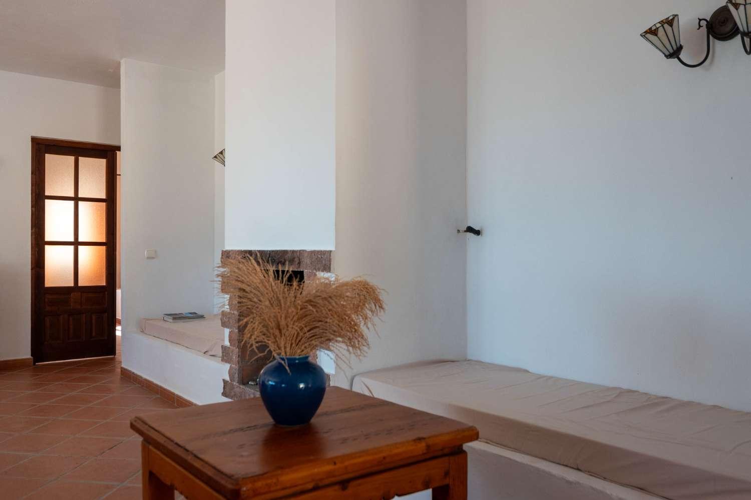Villa for Sale in Molvízar