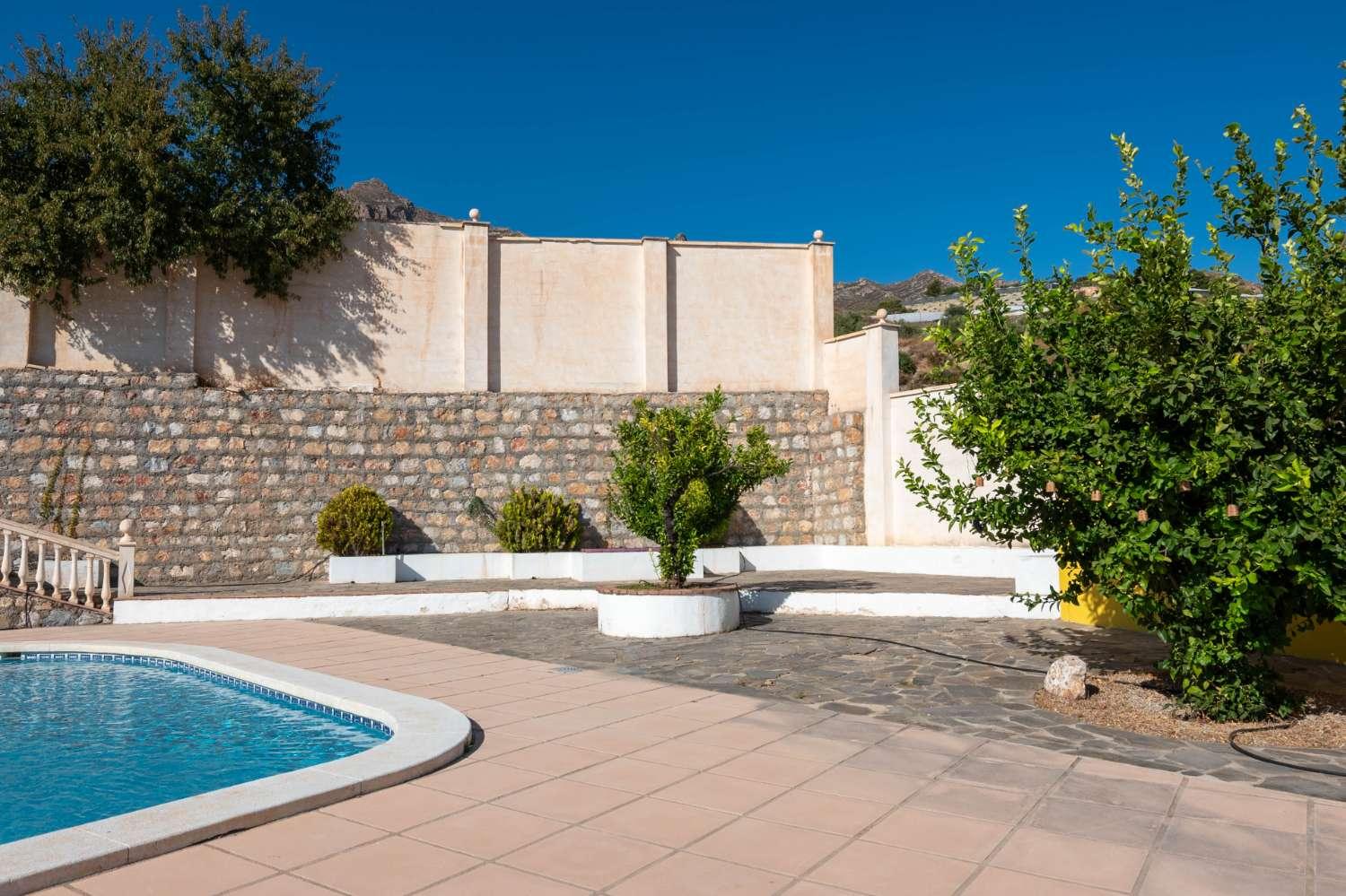Villa for Sale in Molvízar