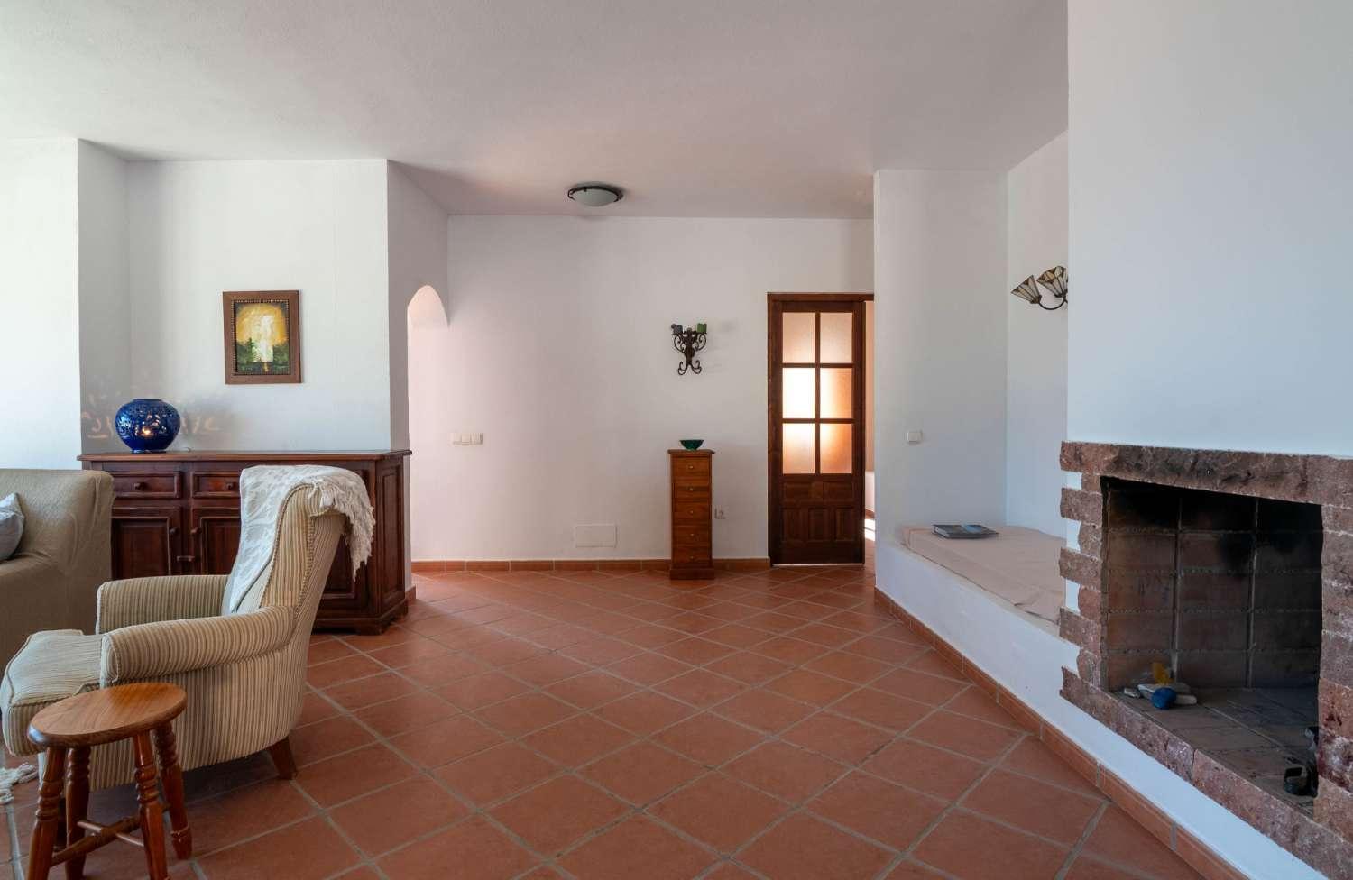 Villa for Sale in Molvízar