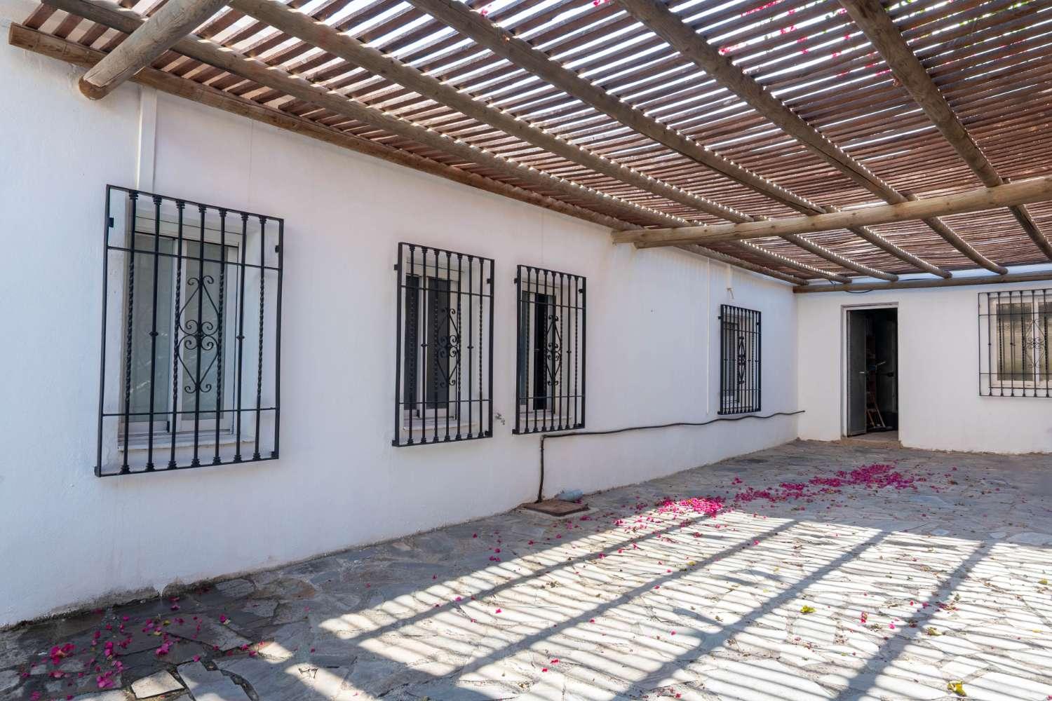 Villa for Sale in Molvízar