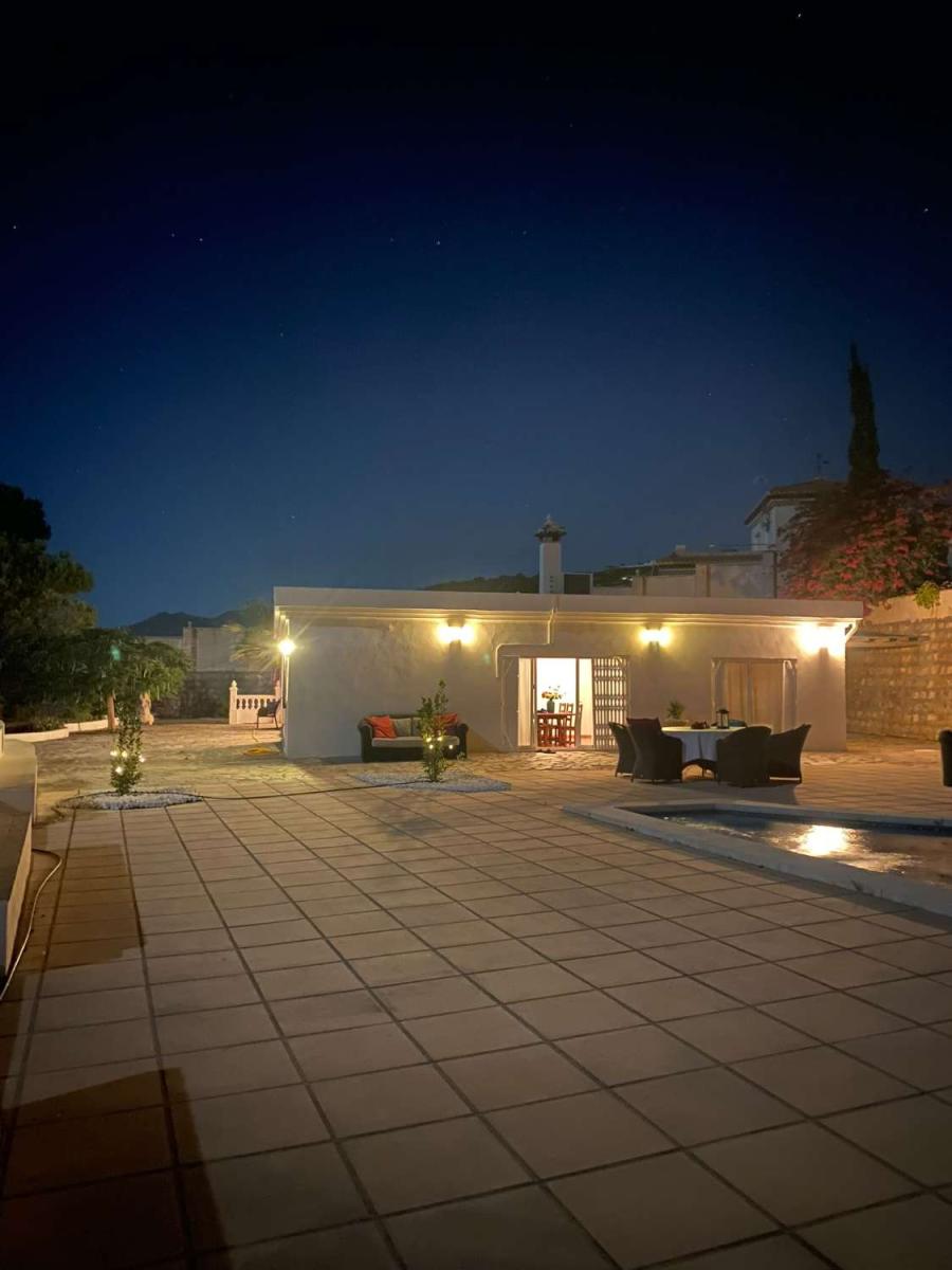 Villa for Sale in Molvízar