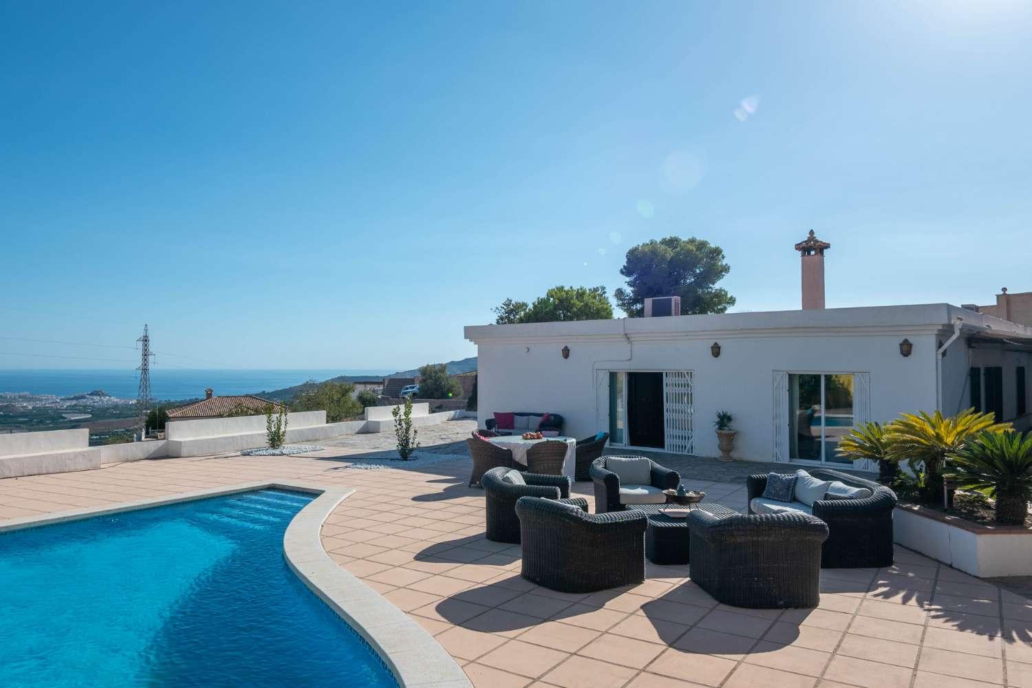 Villa for Sale in Molvízar
