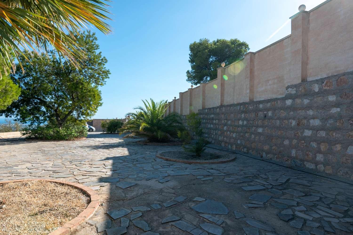 Villa for Sale in Molvízar