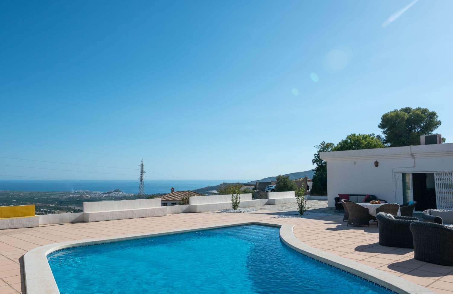 Villa for Sale in Molvízar