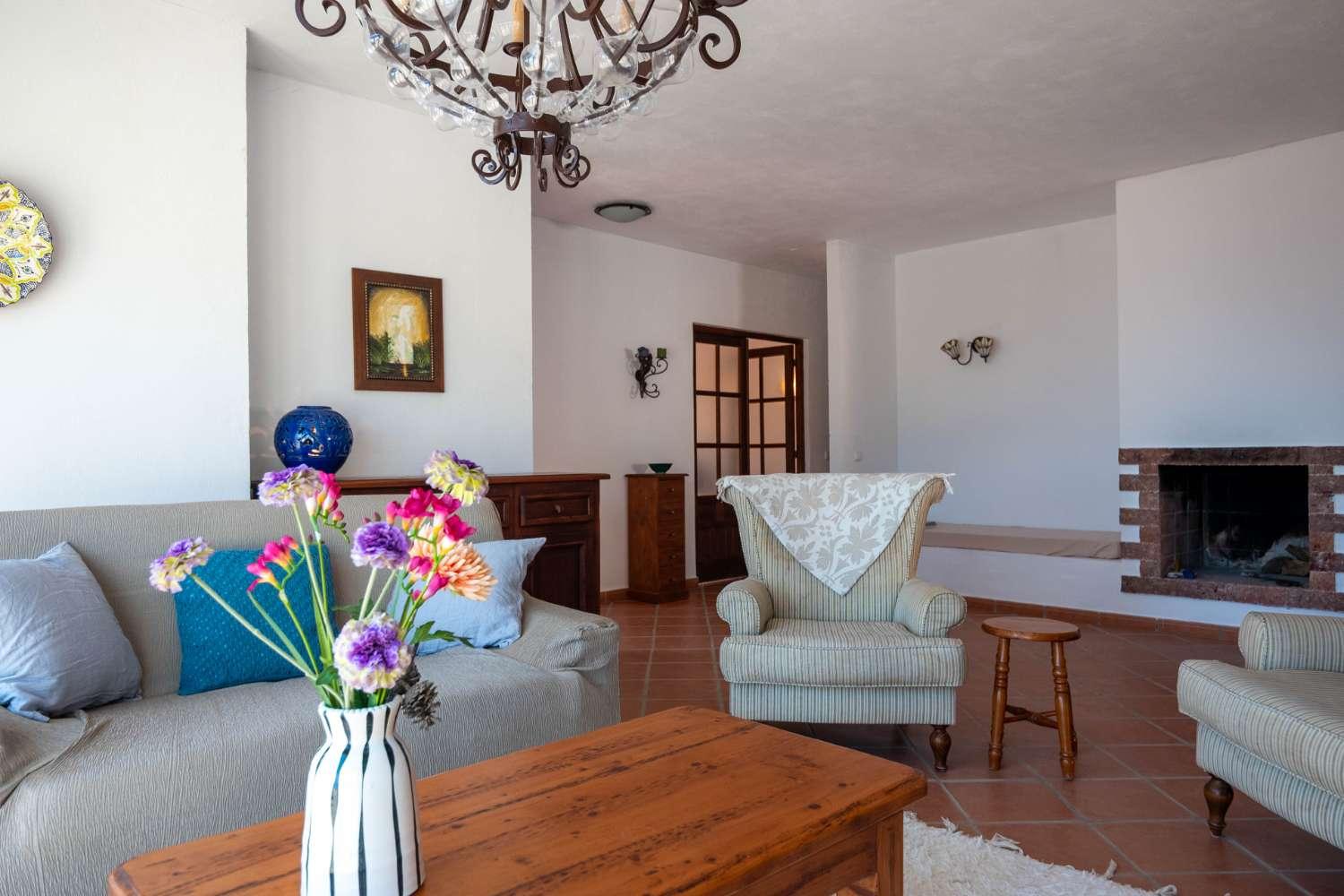 Villa for Sale in Molvízar