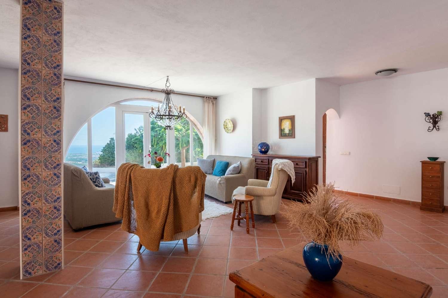 Villa for Sale in Molvízar