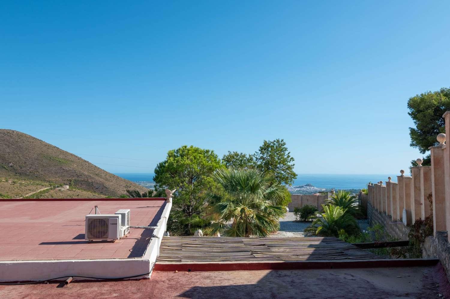 Villa for Sale in Molvízar
