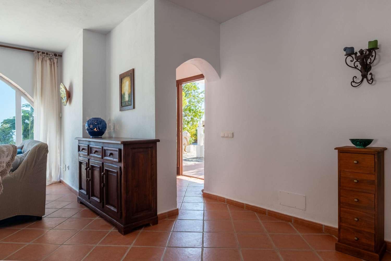 Villa for Sale in Molvízar