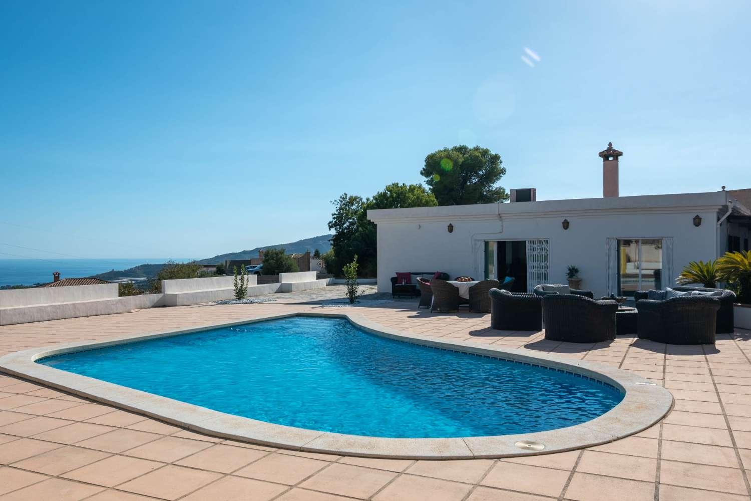 Villa for Sale in Molvízar