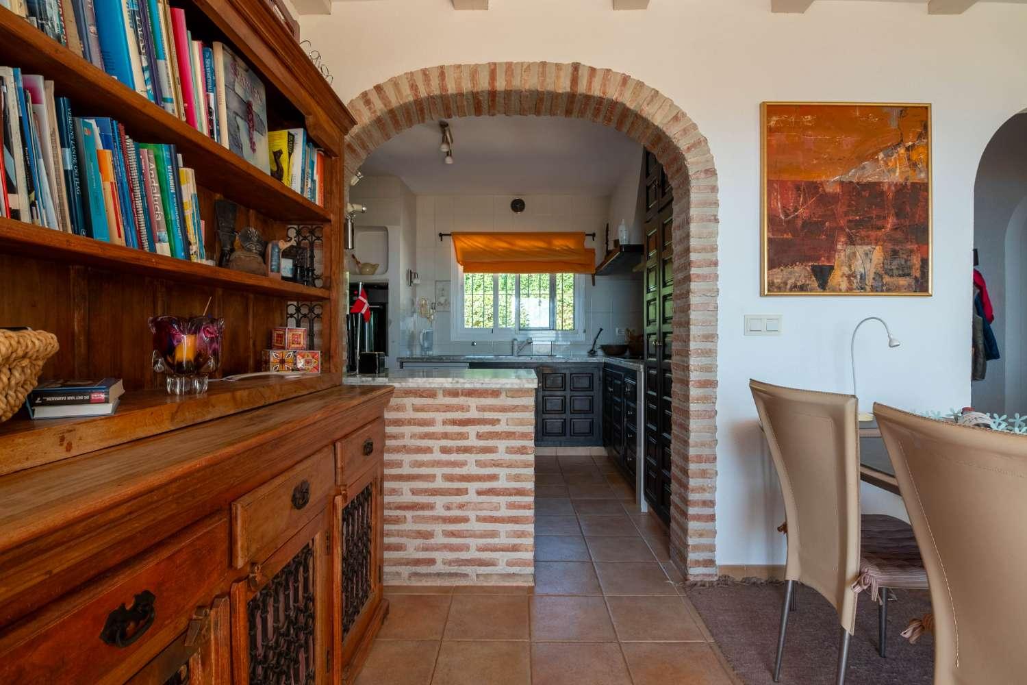 Villa for Sale in Salobreña