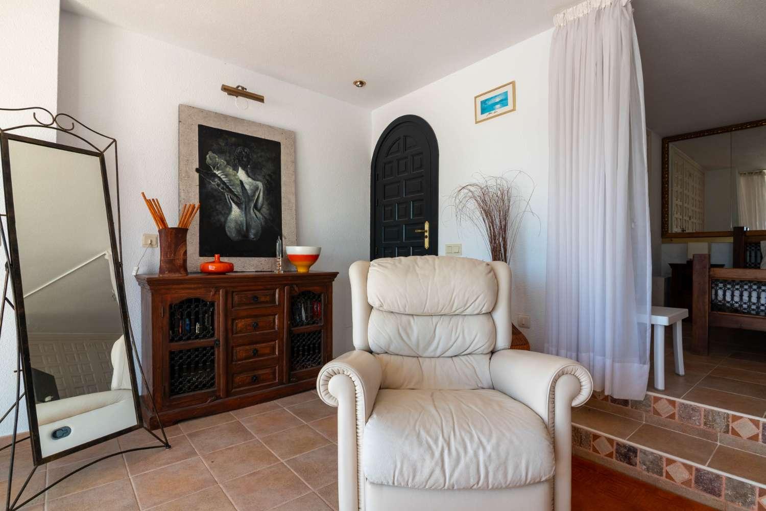 Villa for Sale in Salobreña