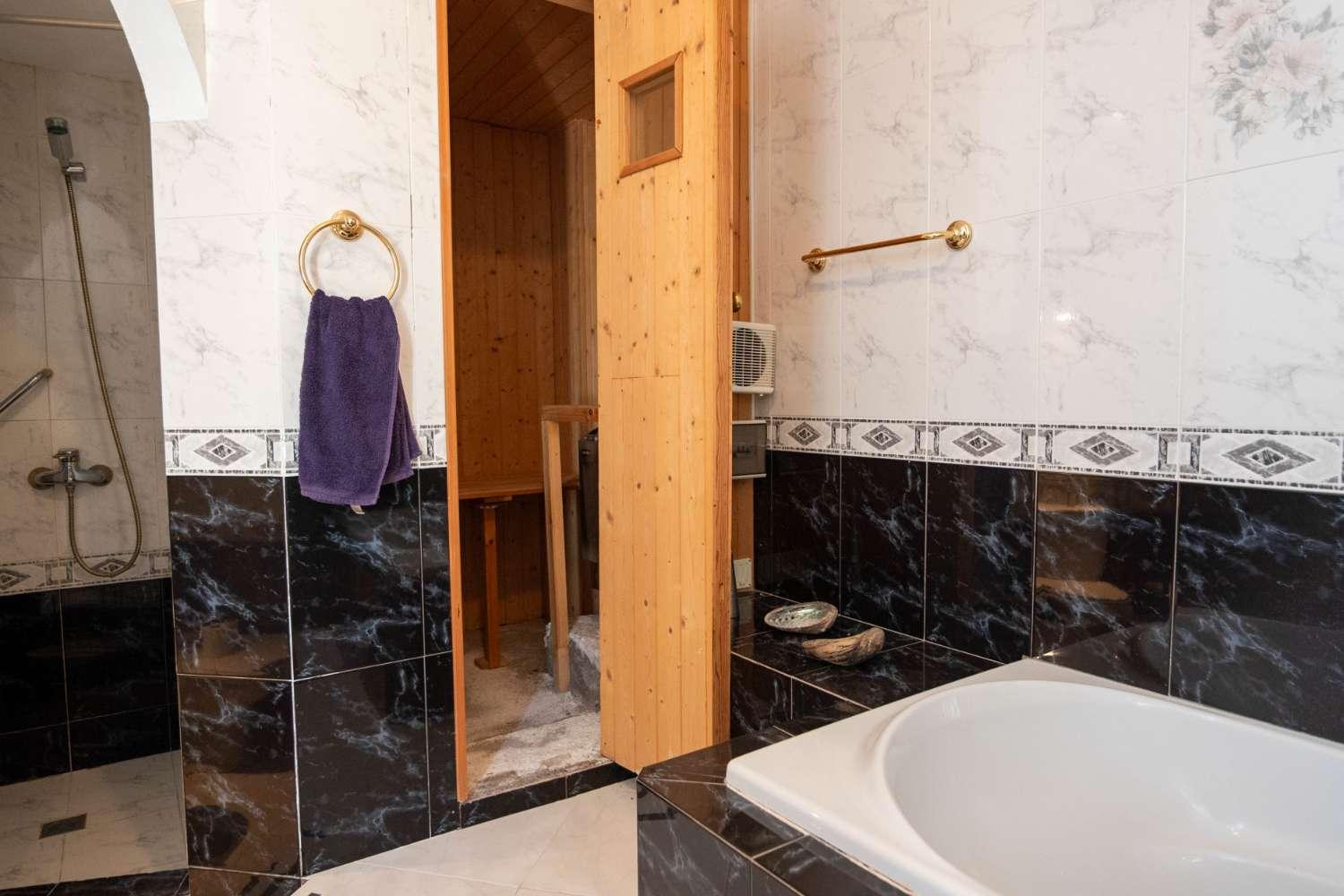 Villa for Sale in Salobreña