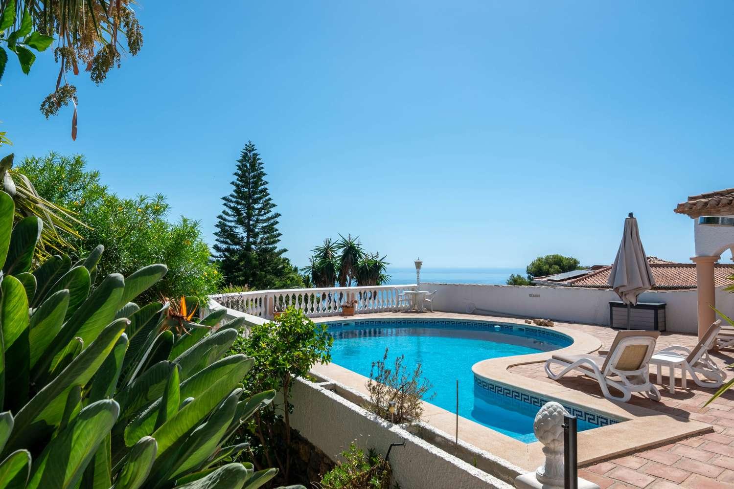 Villa for Sale in Salobreña